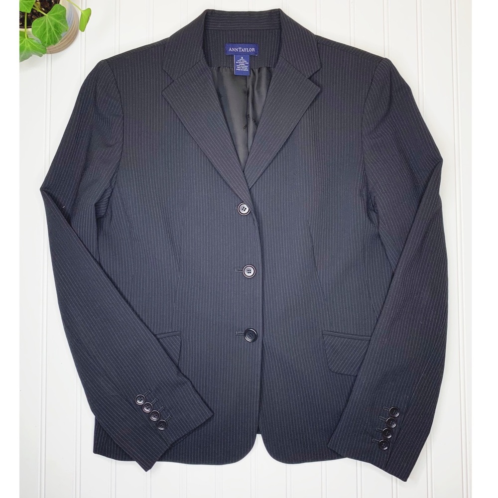 GS - ANN TAYLOR Black Blazer With Pinstripe Size 8